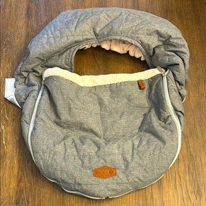 JJ Cole Heathered Gray Car Seat Carrier Cover